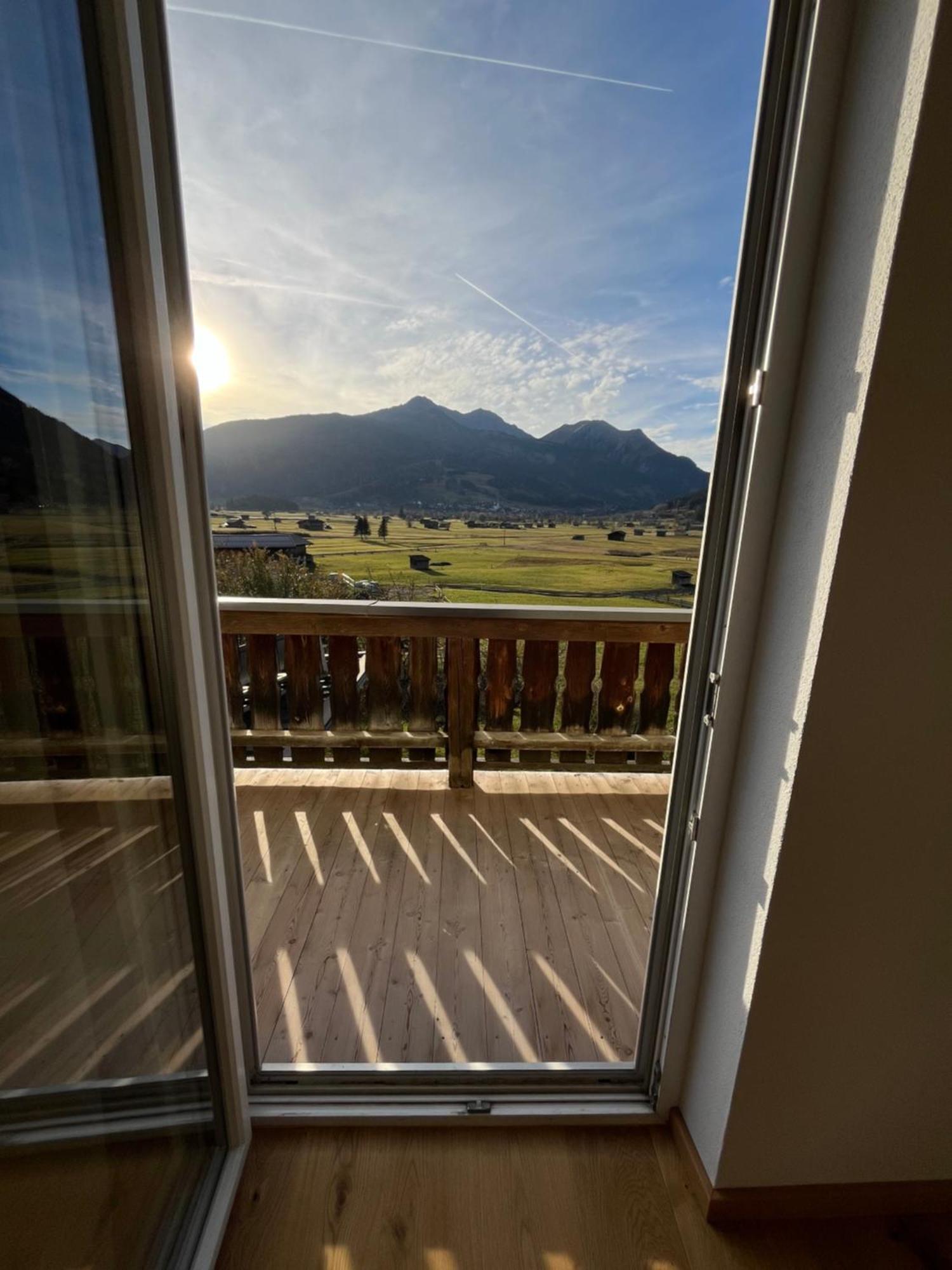 Haus Martina Apartment Ehrwald Bagian luar foto